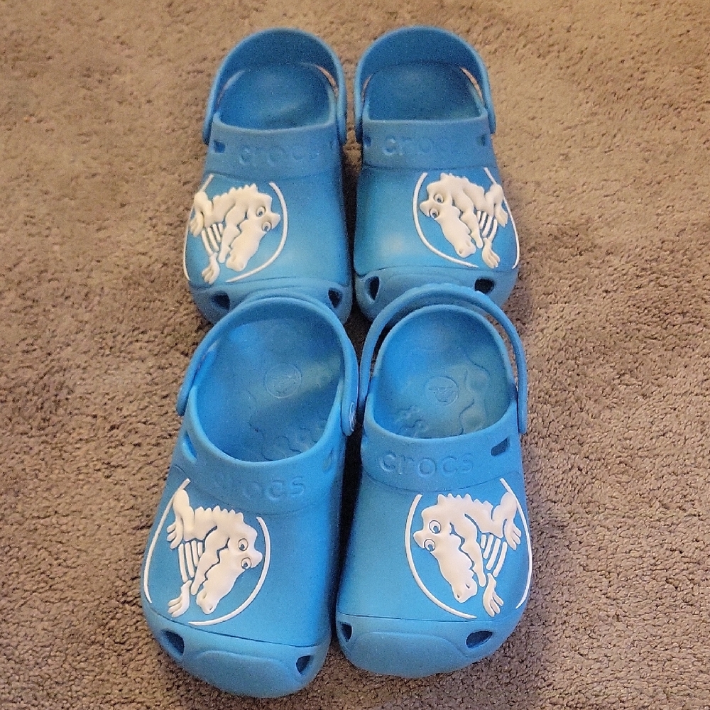 CROCS Kids Blue Sandals with Dinosaur Print